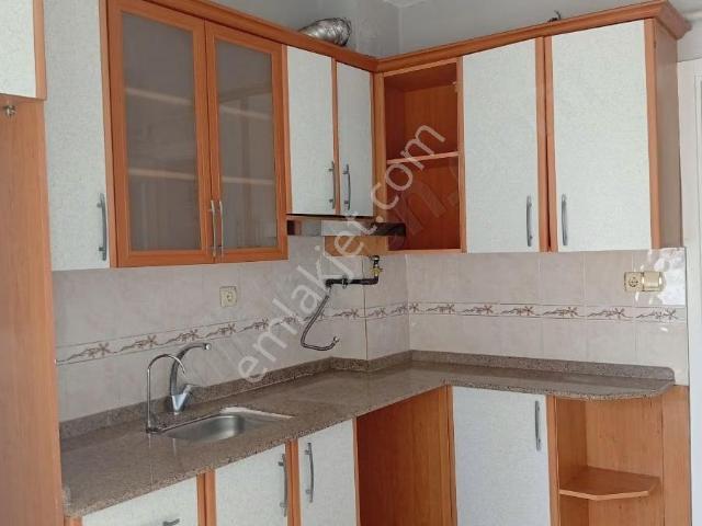 Buca, İzmir içerisinde kiralık mülk