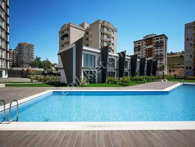 Buca, İzmir içerisinde satılık mülk