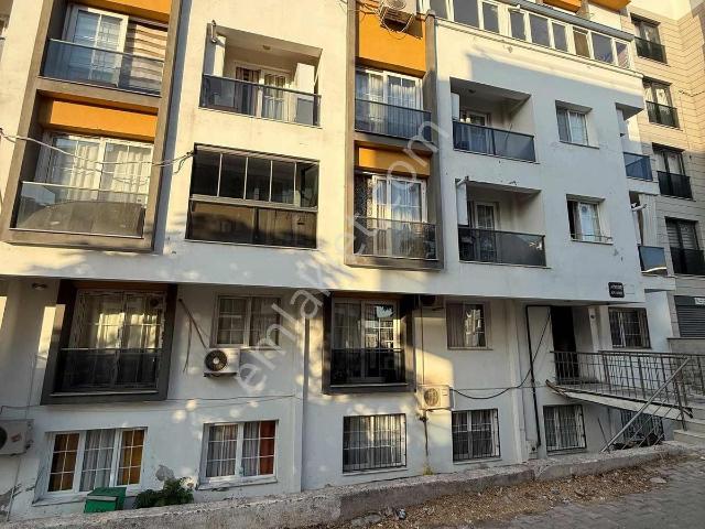 Buca, İzmir içerisinde kiralık mülk