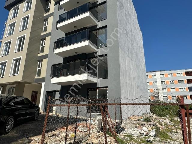 Buca, İzmir içerisinde satılık mülk