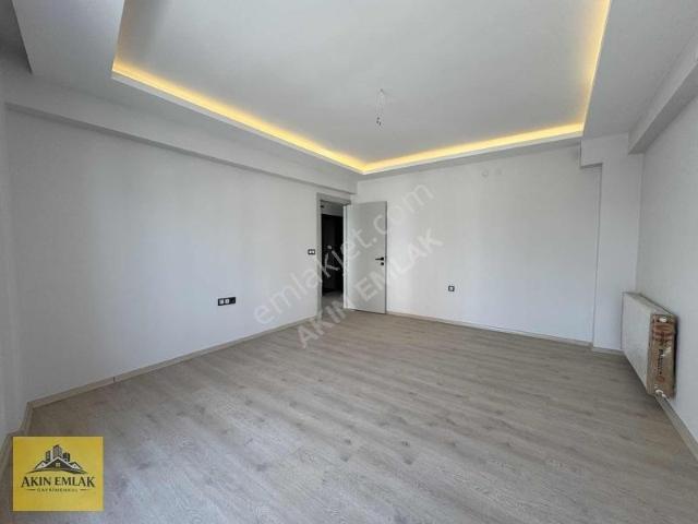 Buca, İzmir içerisinde satılık mülk