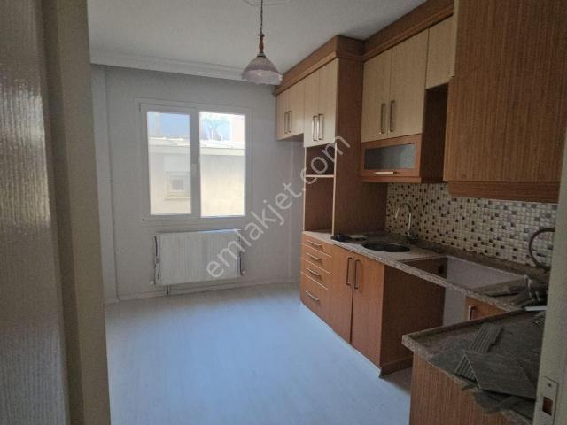 Buca, İzmir içerisinde satılık mülk