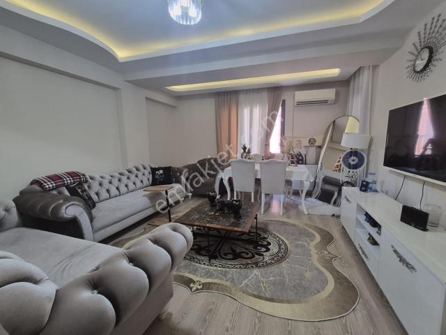 Buca, İzmir içerisinde satılık mülk