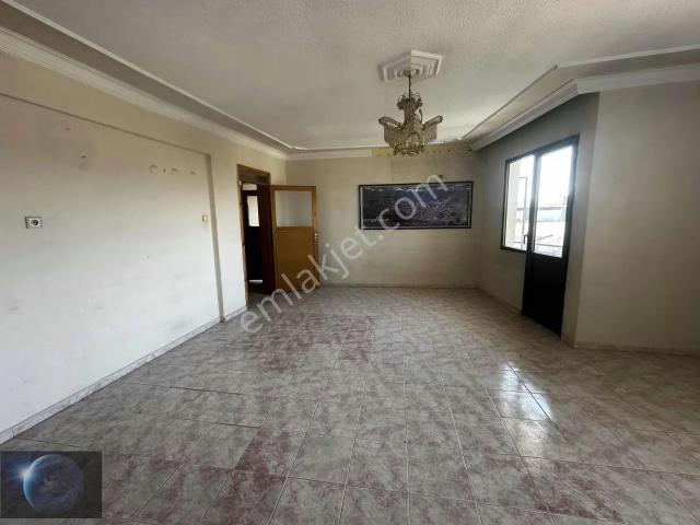 Buca, İzmir içerisinde kiralık mülk