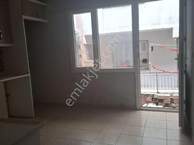 Yenigün Mahallesi, Buca içerisinde kiralık Villa
