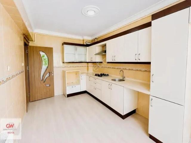 Buca, İzmir içerisinde kiralık mülk