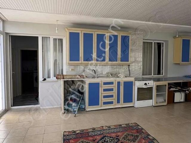 Yenigün Mahallesi, Buca içerisinde kiralık mülk