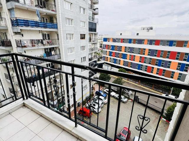 Buca, İzmir içerisinde satılık mülk