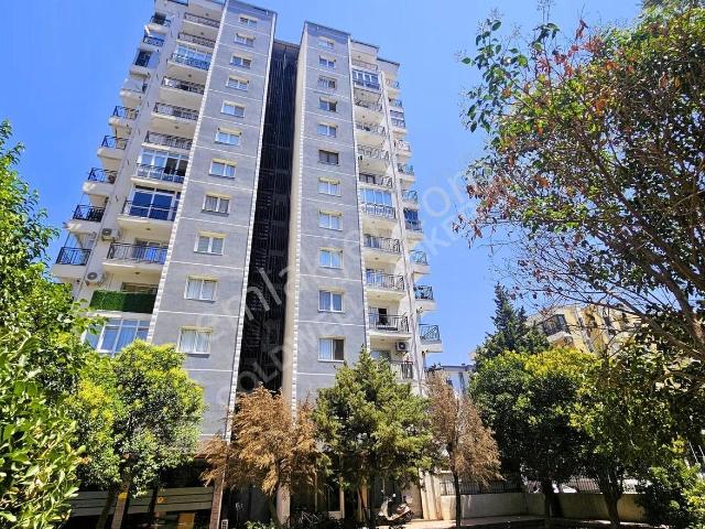 Buca, İzmir içerisinde satılık mülk