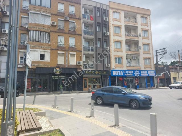 Buca, İzmir içerisinde satılık mülk