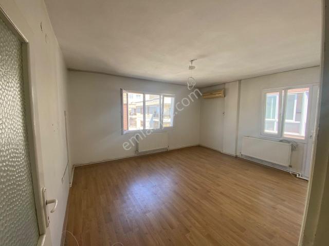 Buca, İzmir içerisinde kiralık mülk