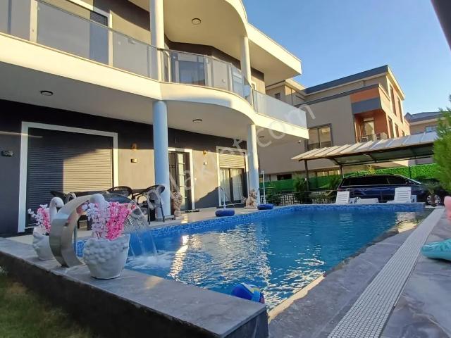 29 Ekim Mahallesi, Buca içerisinde satılık Villa
