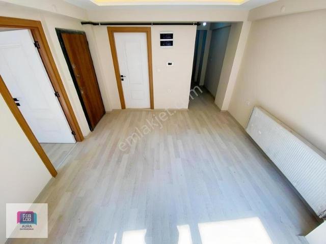 Menderes Mahallesi, Buca içerisinde kiralık mülk