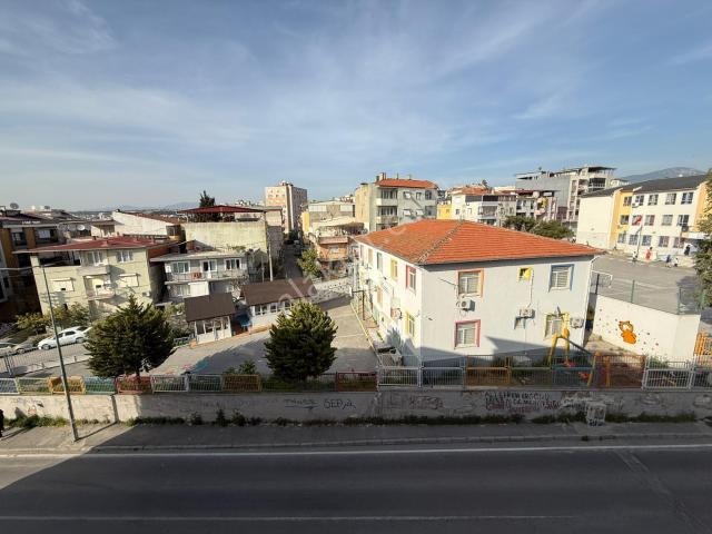 Buca, İzmir içerisinde satılık mülk