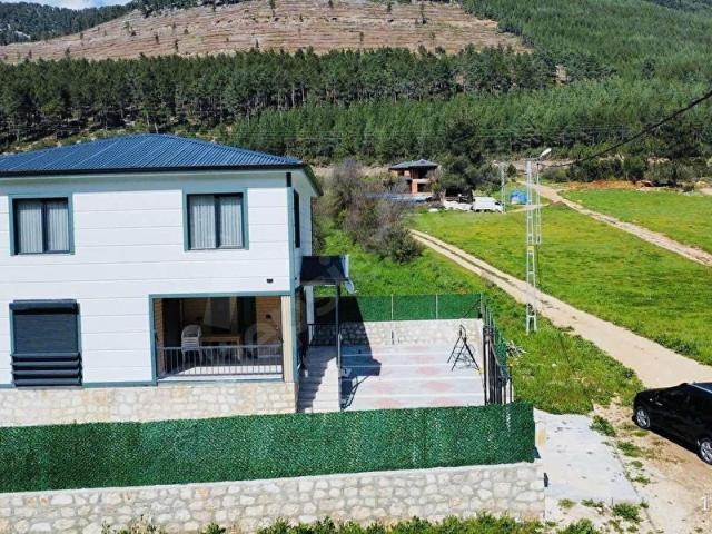 Bucak, Burdur içerisinde satılık Villa