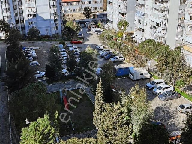 Buca, İzmir içerisinde satılık mülk