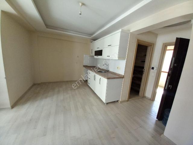Buca, İzmir içerisinde kiralık mülk