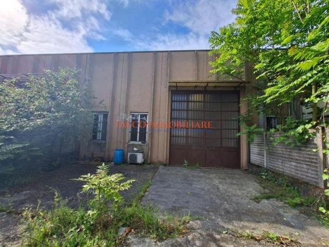 Capannone in vendita a Buccinasco, Lombardia