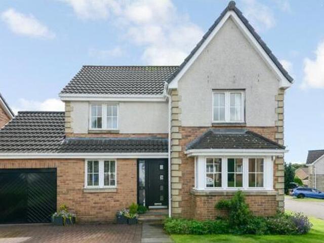 House for sale in Livingston