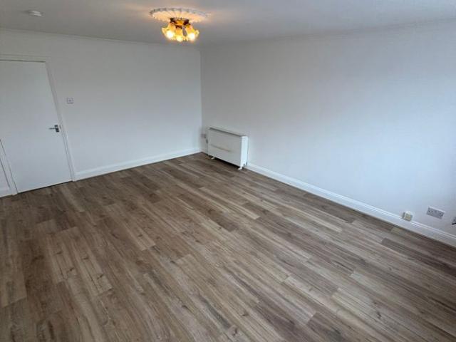 Apartment for rent in Spring Park, Luton