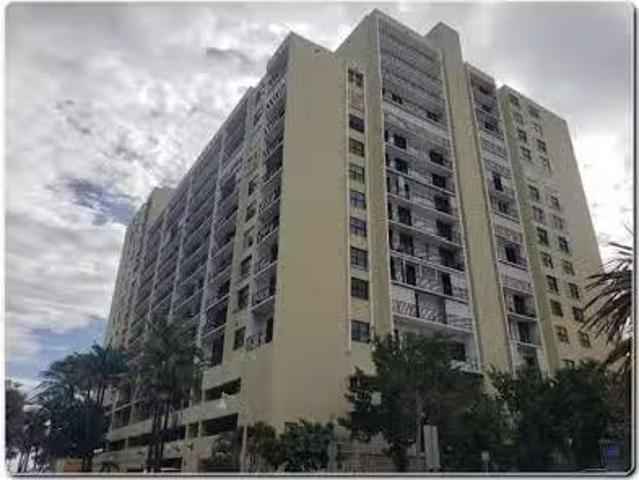 House for sale in Hollywood