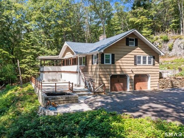 House for sale in Easton, Connecticut