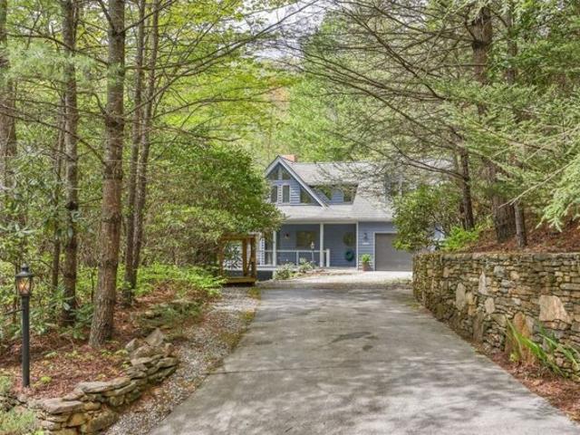 House for sale in Sapphire