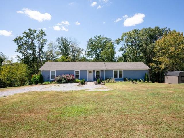 House for sale in Ashland City, Tennessee