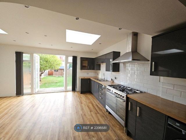 House for rent in London Borough of Merton, Greater London