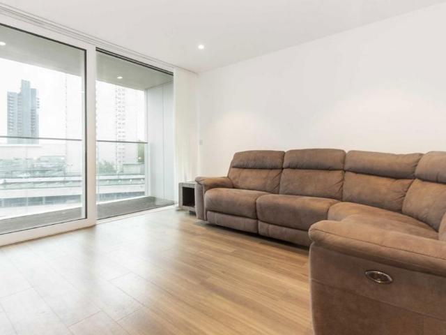Apartment for rent in London Borough of Wandsworth, Greater London