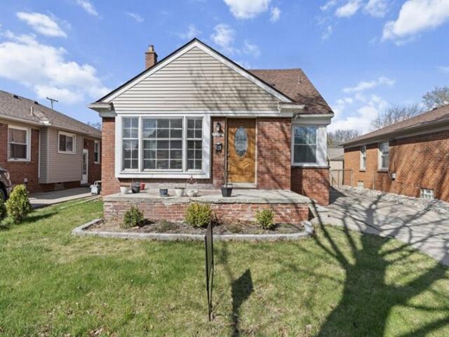 House for sale in Allen Park, Michigan