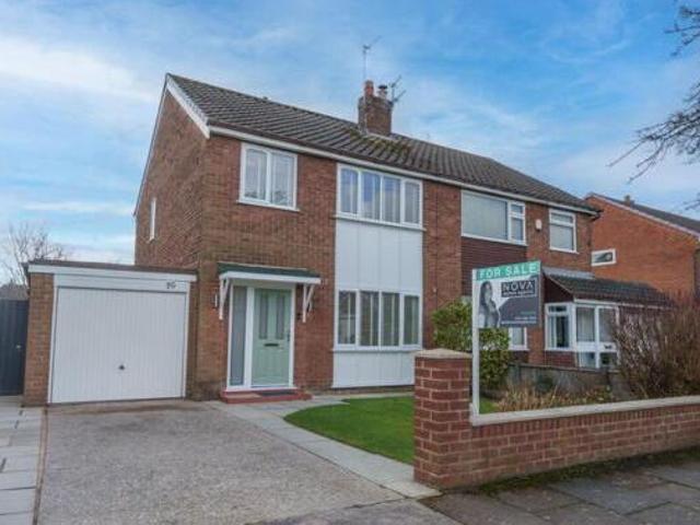House for sale in Widnes