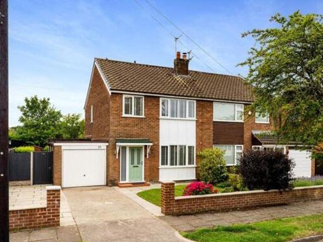 House for sale in Widnes