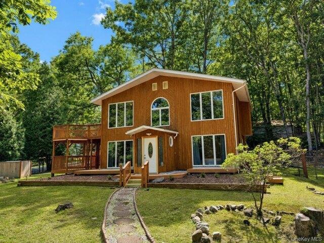 House for sale in Rock Hill, New York