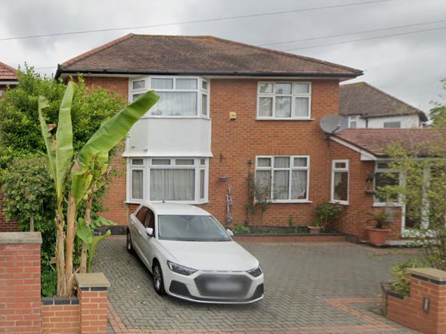 House for rent in Little Stanmore, Greater London