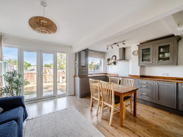 House for rent in Molesey, Elmbridge