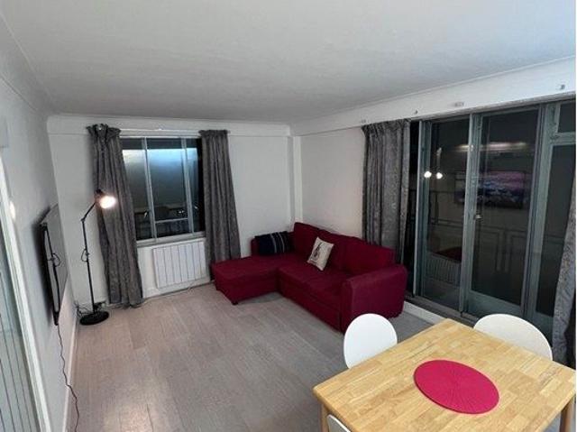 Apartment for rent in Victoria, Greater London