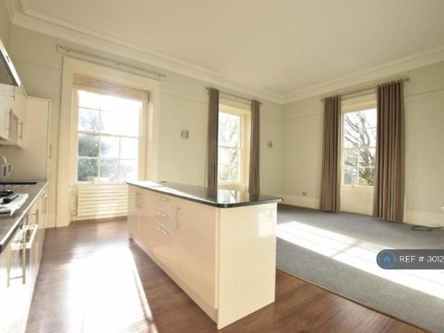 Apartment for rent in Headingley Hill, Headingley