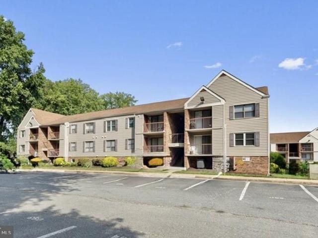 Condo for sale in Stafford