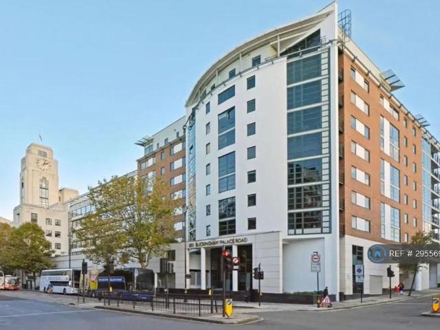 House for rent in Belgravia, Greater London