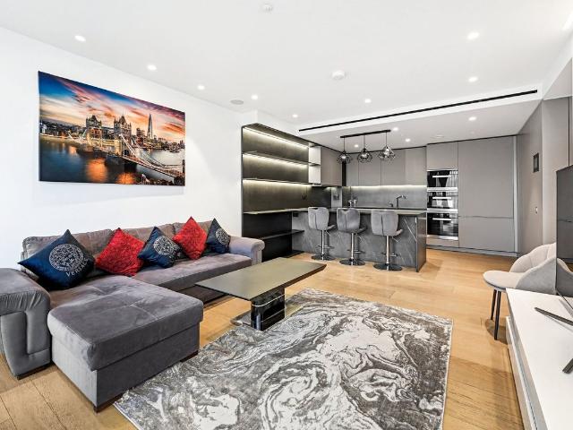 Apartment for rent in Victoria, Greater London