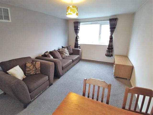 Apartment for rent in Calderstones