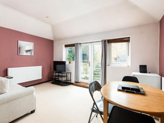Apartment for rent in Downend, Kingswood