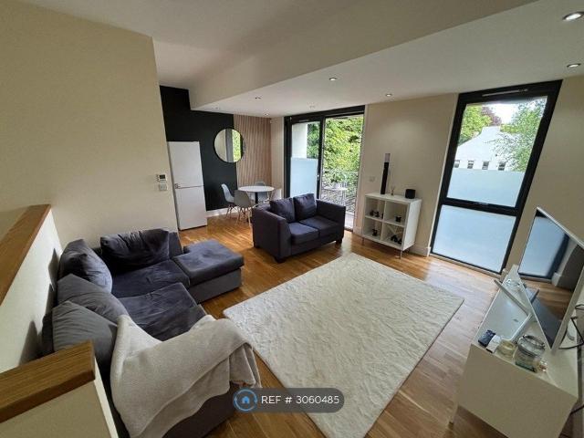 House for rent in Headingley Hill, Leeds