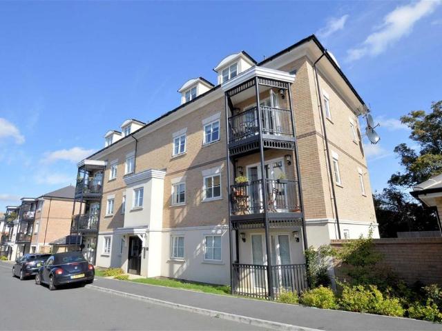 Apartment for rent in Ivy Chimneys, Epping