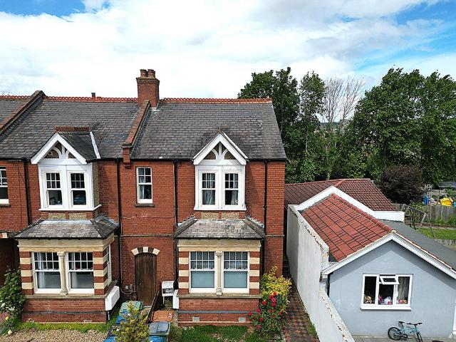 Apartment for rent in Wealdstone, Greater London