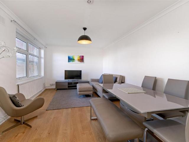 Apartment for rent in South Woodford, Greater London
