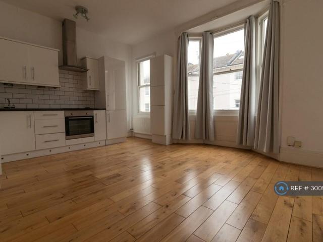 Apartment for rent in Round Hill, Brighton & Hove