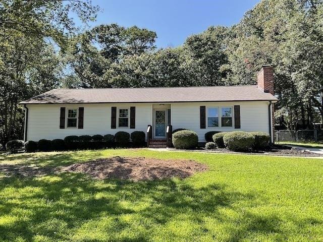 House for sale in Taylors, South Carolina