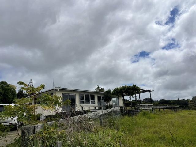 House for rent in Awhitu, Oroua County